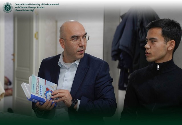 Green University’da “Yoshlar kuni” munosabati bilan rektor va talabalar ishtirokida r…