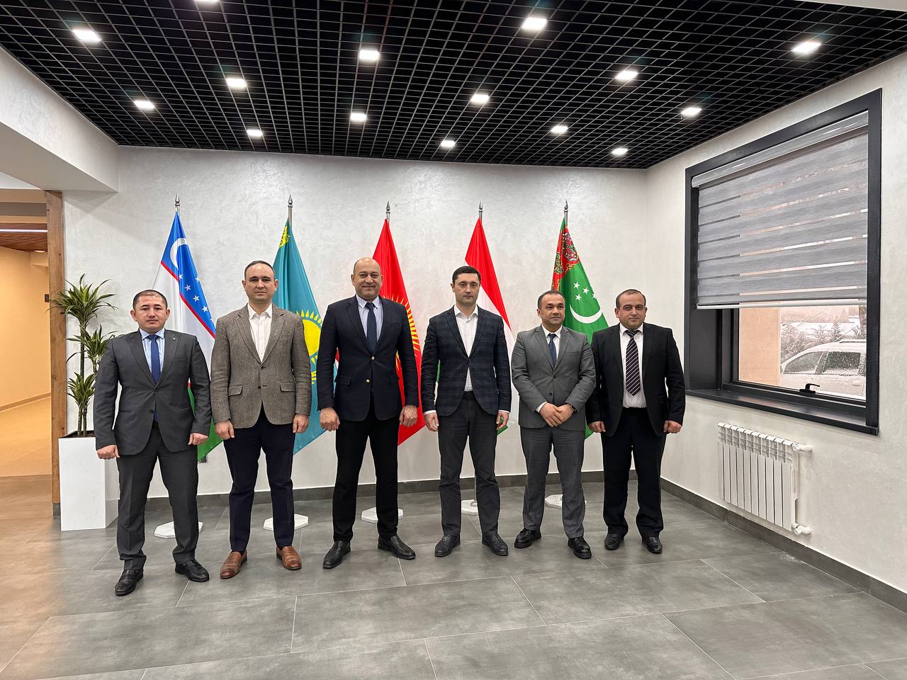 Fostering Regional Environmental Collaboration: Highlights from CAREC's Visit to Gree…