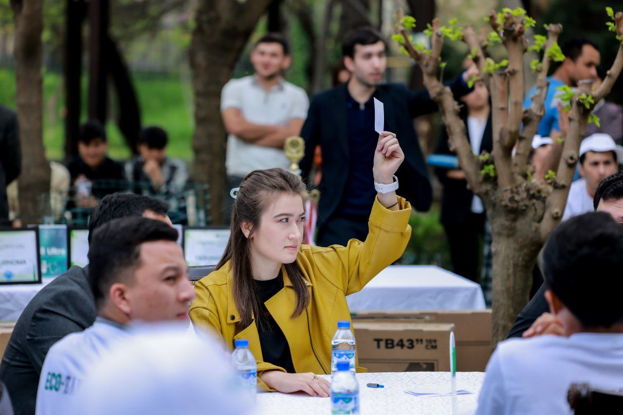 Green University's "Green Genius" Team Shines at "Eco zakovat" Competition
